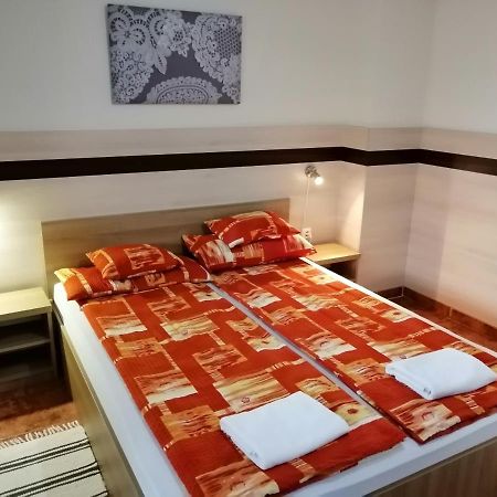 Cserkeszőlő Csipkehaz Apartman מראה חיצוני תמונה