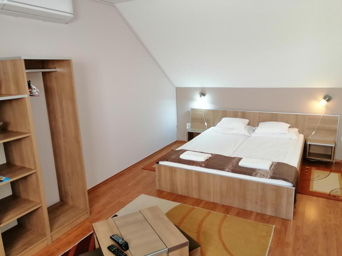 Cserkeszőlő Csipkehaz Apartman מראה חיצוני תמונה