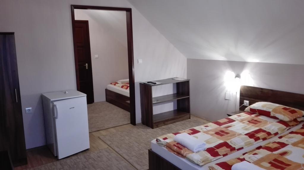 Cserkeszőlő Csipkehaz Apartman מראה חיצוני תמונה
