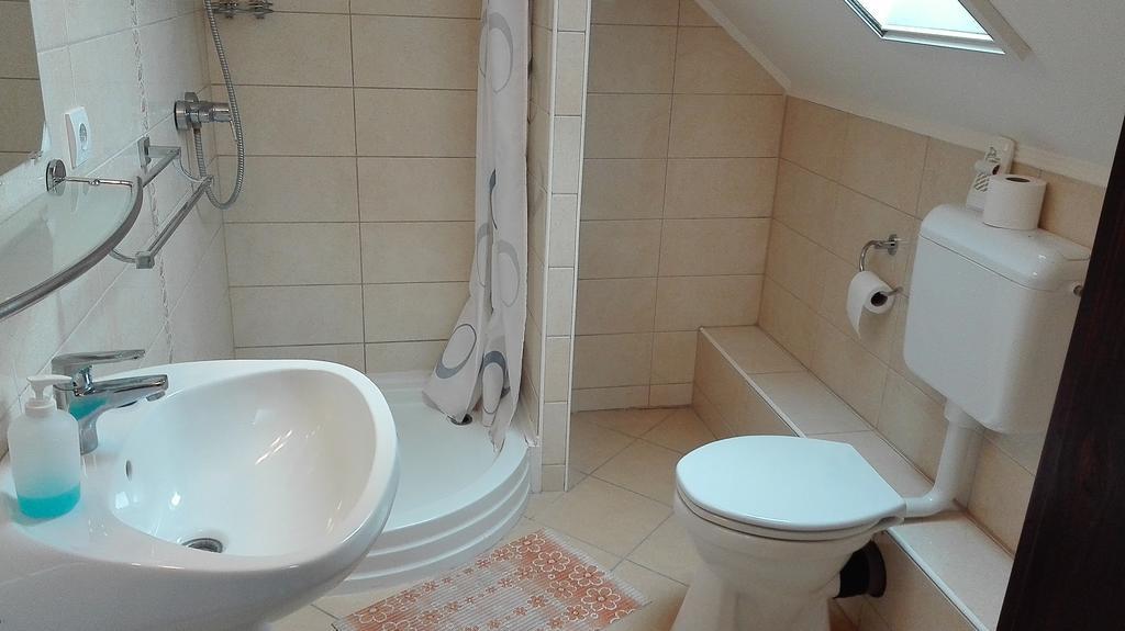 Cserkeszőlő Csipkehaz Apartman מראה חיצוני תמונה