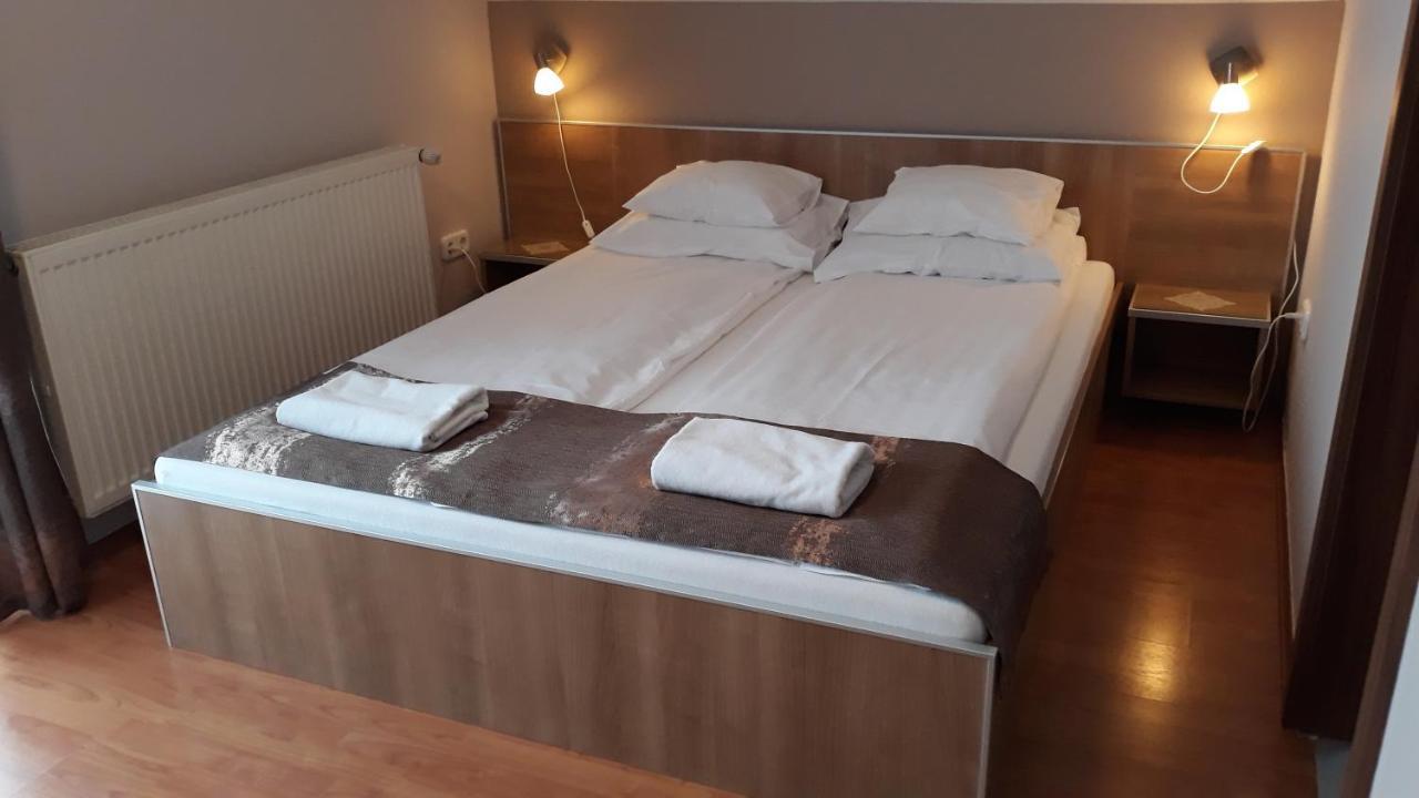 Cserkeszőlő Csipkehaz Apartman מראה חיצוני תמונה